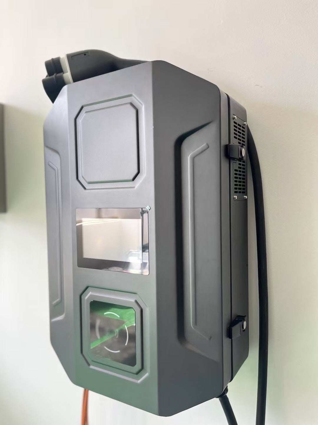 Wall-Mounted DC EV Charger