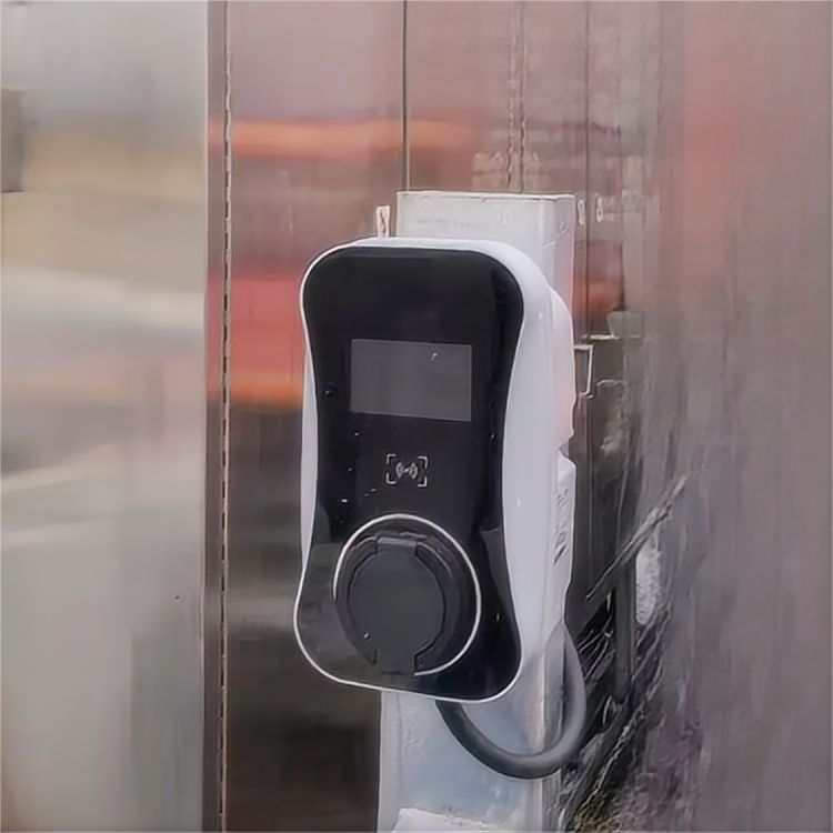 Portable Home Fast EV Charger | 7.4KW/22KW | Tuya App Control