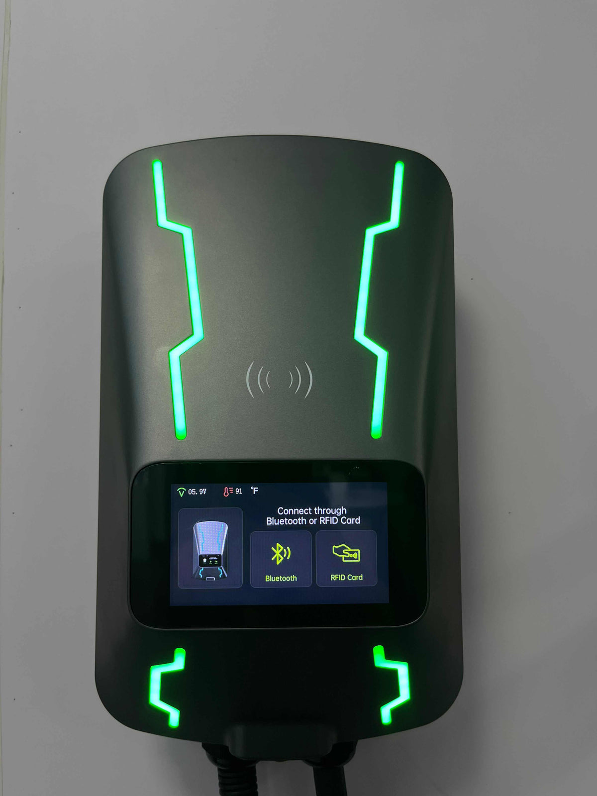 OEM Custom 32A Single Phase 7KW Intelligent Voice-Controlled Charging Station Wallbox Electric Vehicle Ev IP55 Safe Charger