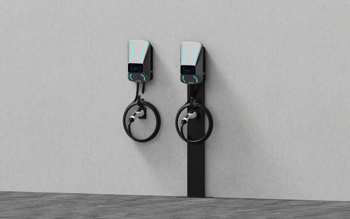 OEM Custom 32A Single Phase 7KW Intelligent Voice-Controlled Charging Station Wallbox Electric Vehicle Ev IP55 Safe Charger